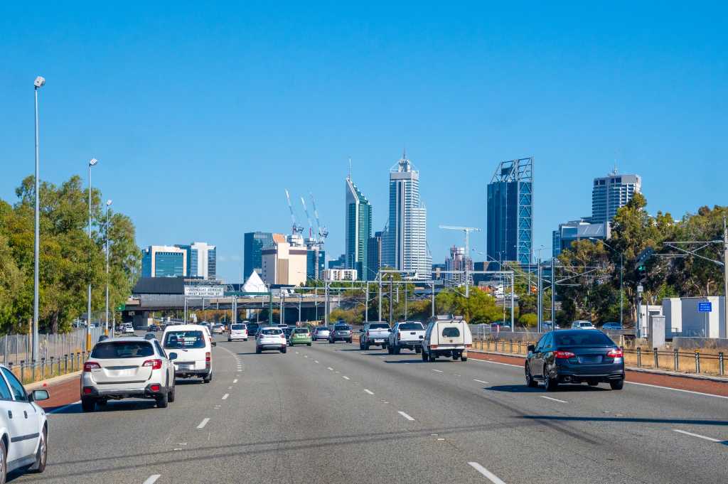 Perth freeway, cars commuting to city for work. Car wash perth CBD